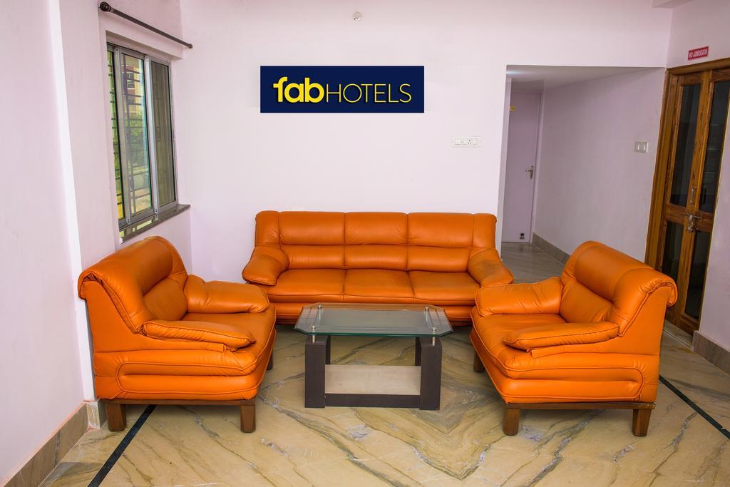 Fabhotel Violet New Town Kolkata Exterior photo